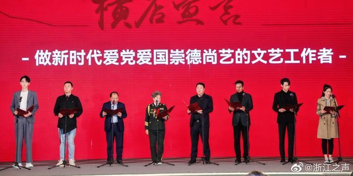 逃离外星人森林